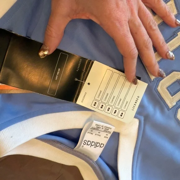 NWT Adidas/True School Authentic UNC 23 Michael Jordan Jersey MSRP $300 - Picture 8 of 13